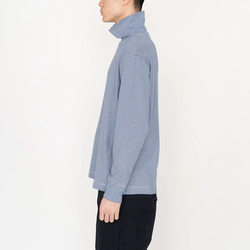 nanamica T