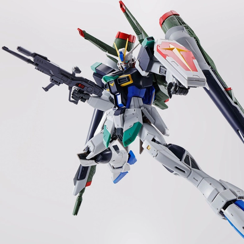 BANDAI MG 1100 PB SEED DESITINY 18cm