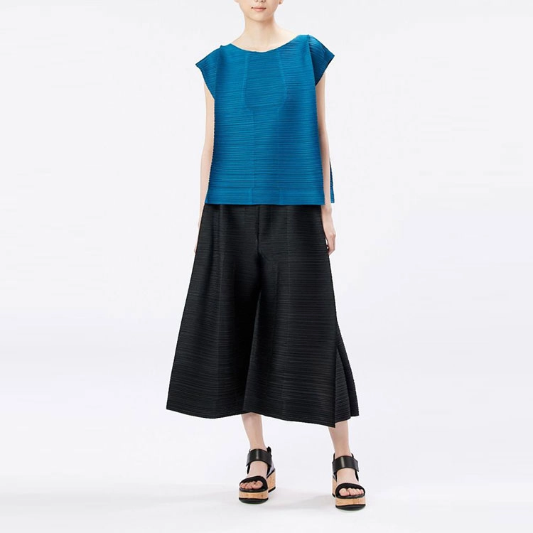 PLEATS PLEASE ISSEY MIYAKE SS22