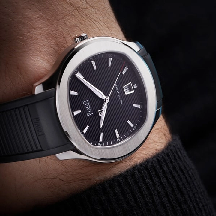 PIAGET 100 42mm G0A47014