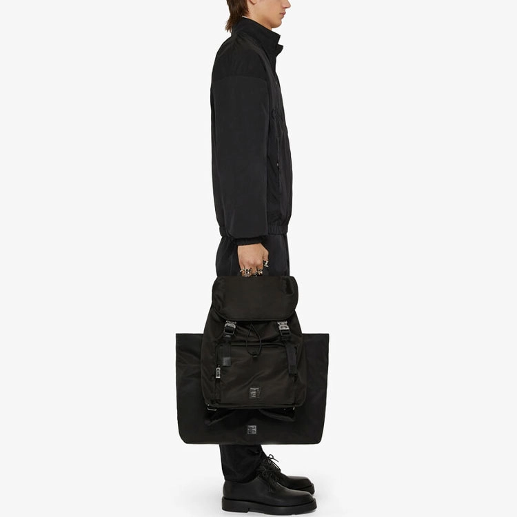 GIVENCHY