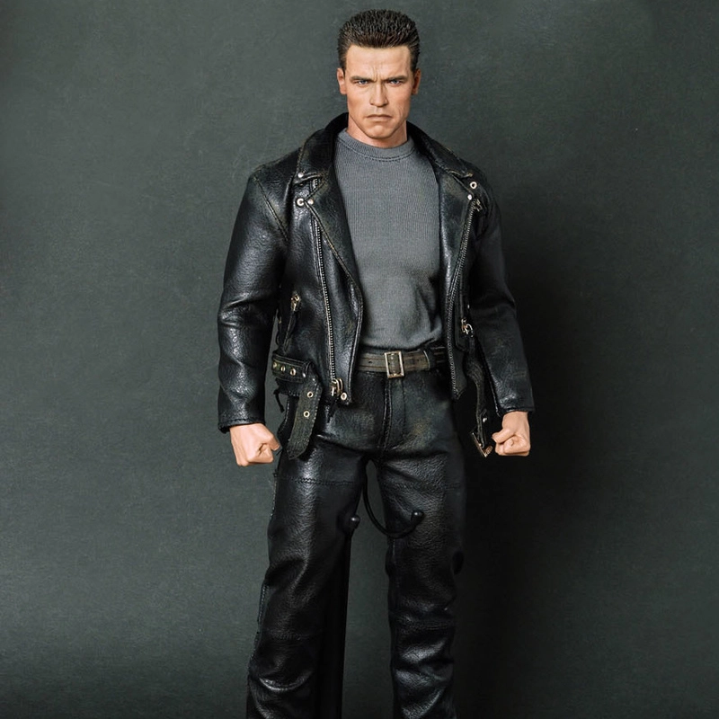 Hot Toys 16 MMS 117 T-800