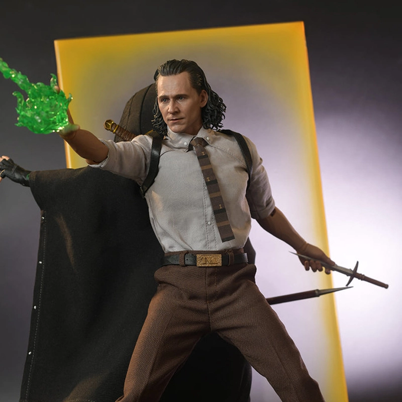 Hot Toys 16 31cm