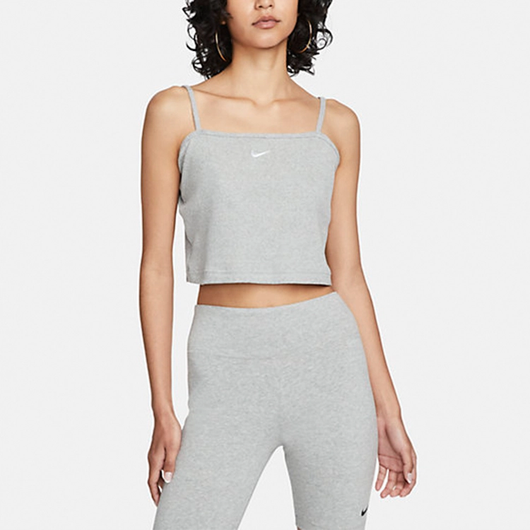 Nike Sportswear Essential-1 Logo
