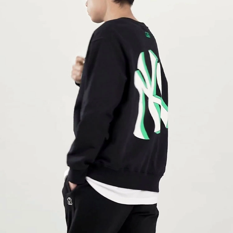 MLB FW22 Logo