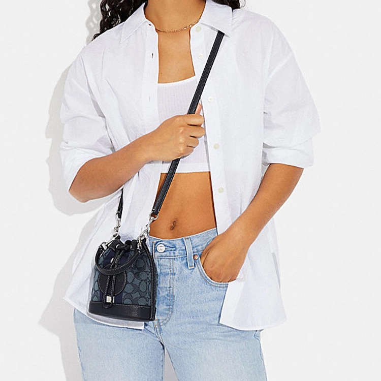 COACH Dempsey 14 Logo chambray