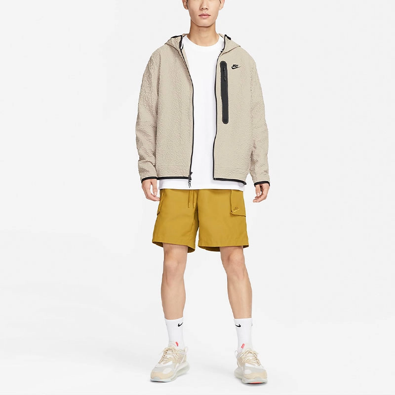 Nike Sportswear Tech Pack