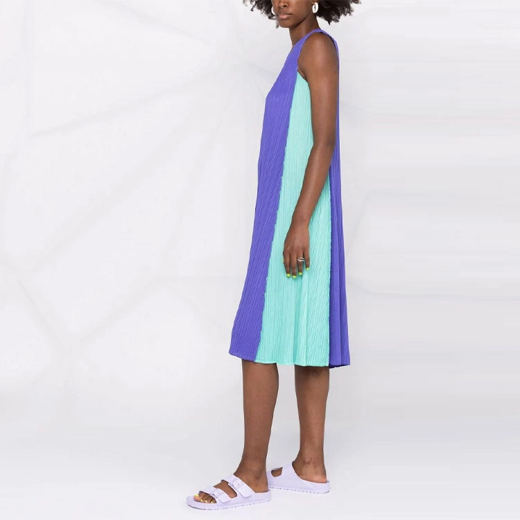 PLEATS PLEASE ISSEY MIYAKE FW21 Logo