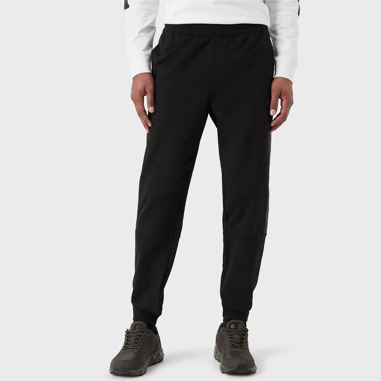 EMPORIO ARMANI FW22 Logo