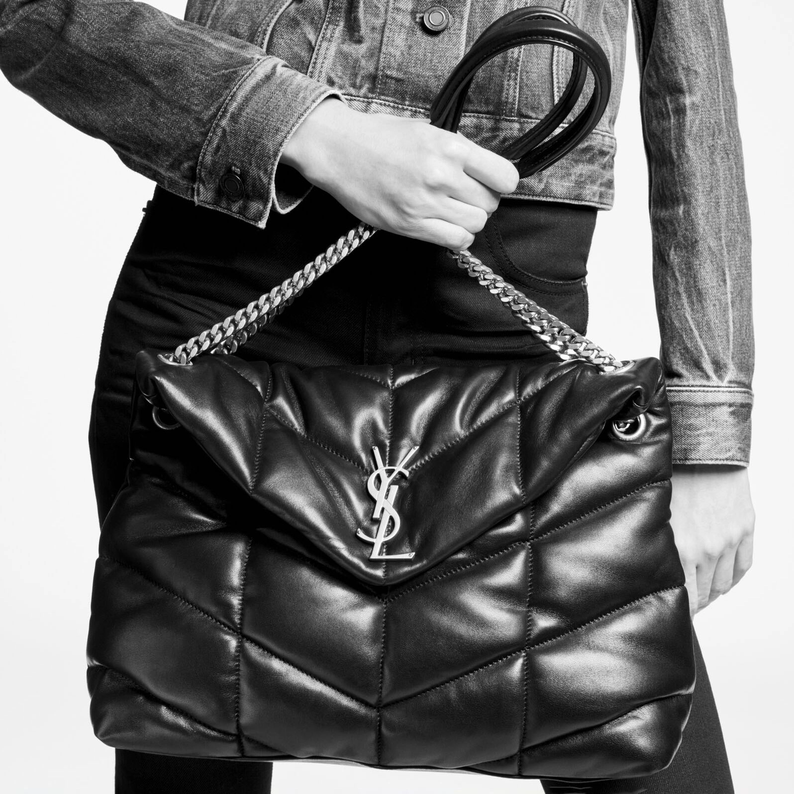 SAINT LAURENT YSL LOULOUPUFFER Logo