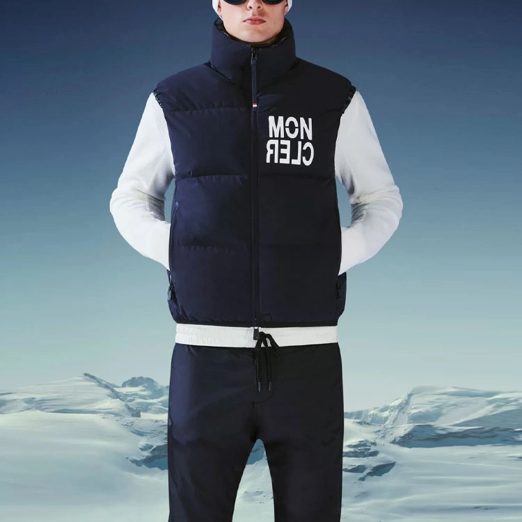 Moncler FW21 Logo