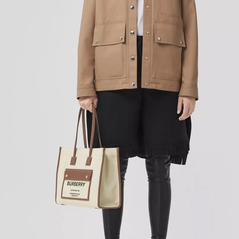 Burberry Freya- Horseferry Tote