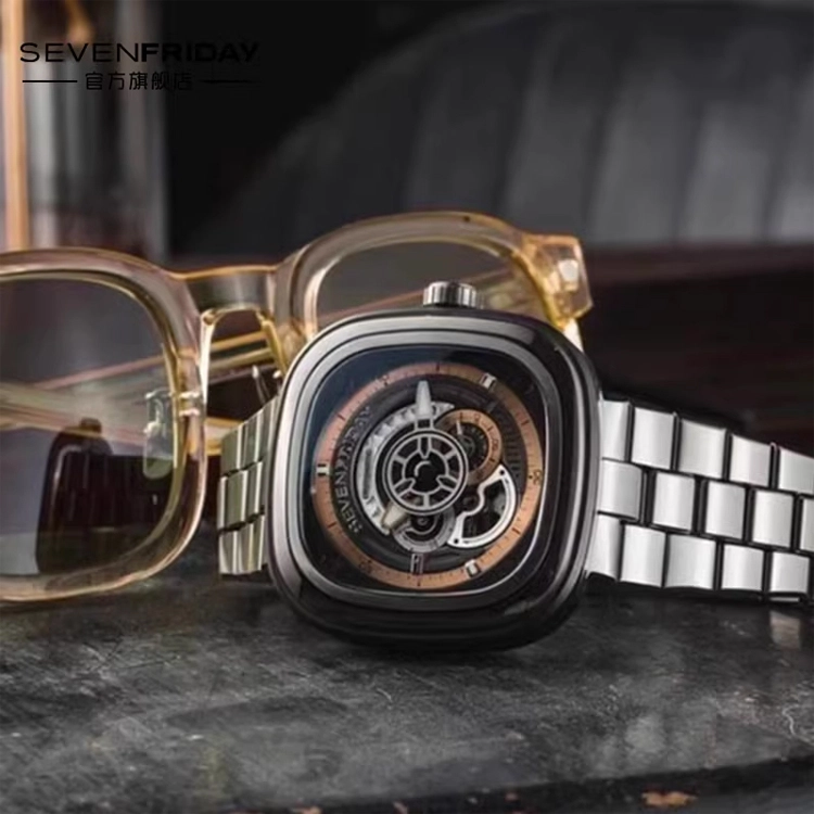 SEVENFRIDAY 30 47.6*47mm P2C01M