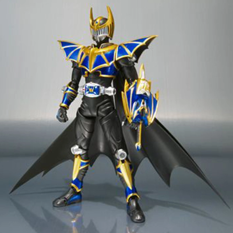 BANDAI Ryuki S.H.Figuarts 14cm