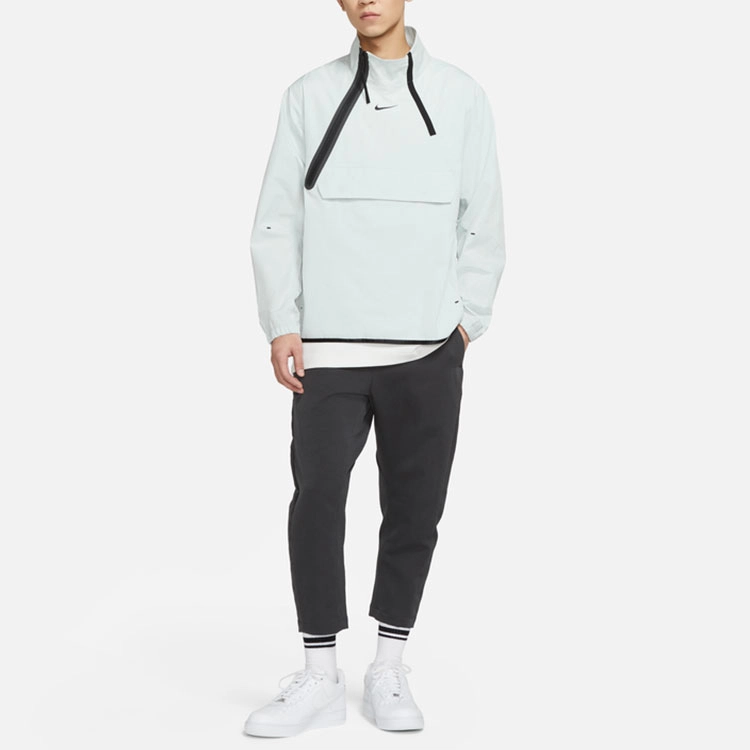 Nike Sportswear Tech Pack logo