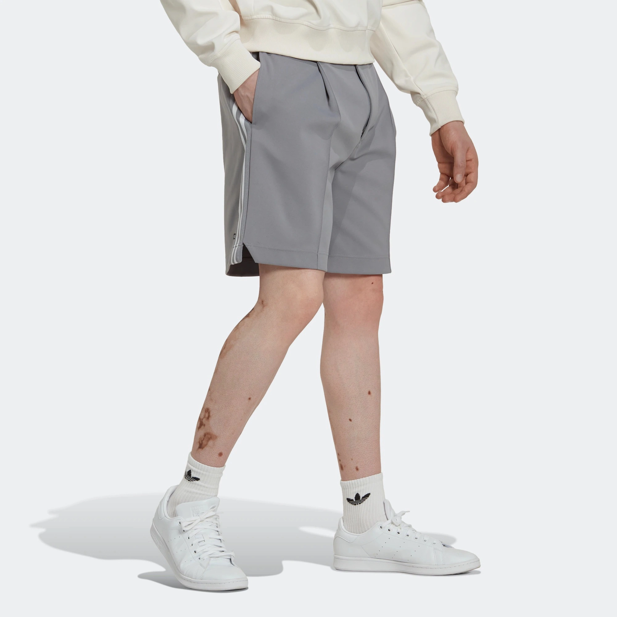 adidas originals x blue version tie-break short