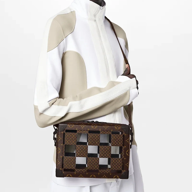 LOUIS VUITTON SOFT TRUNK Slim