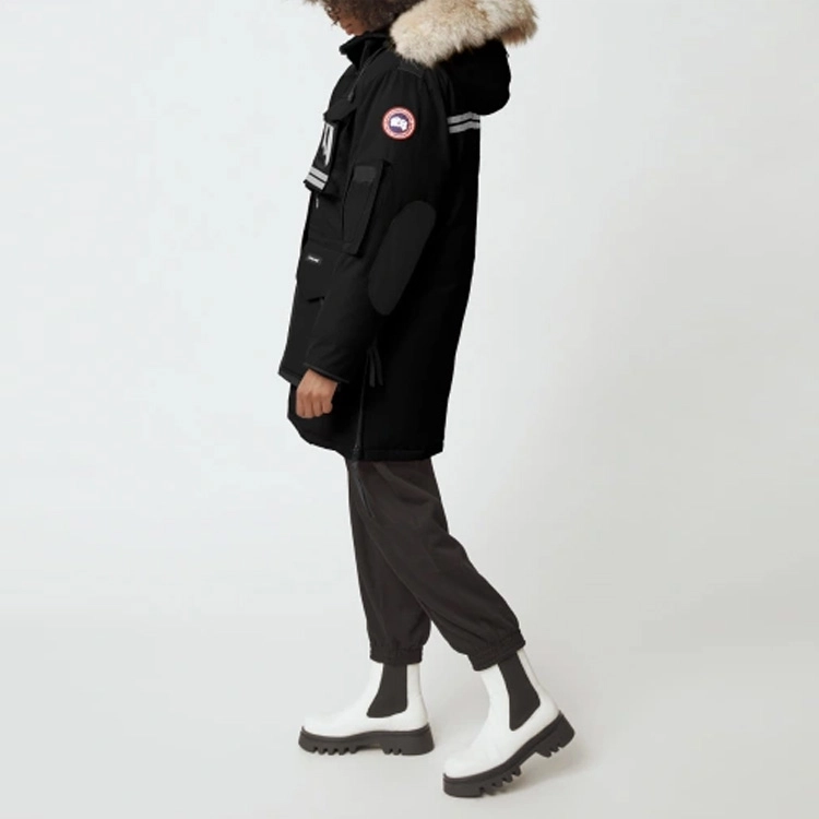 Canada Goose SS22 Snow Mantra Logo