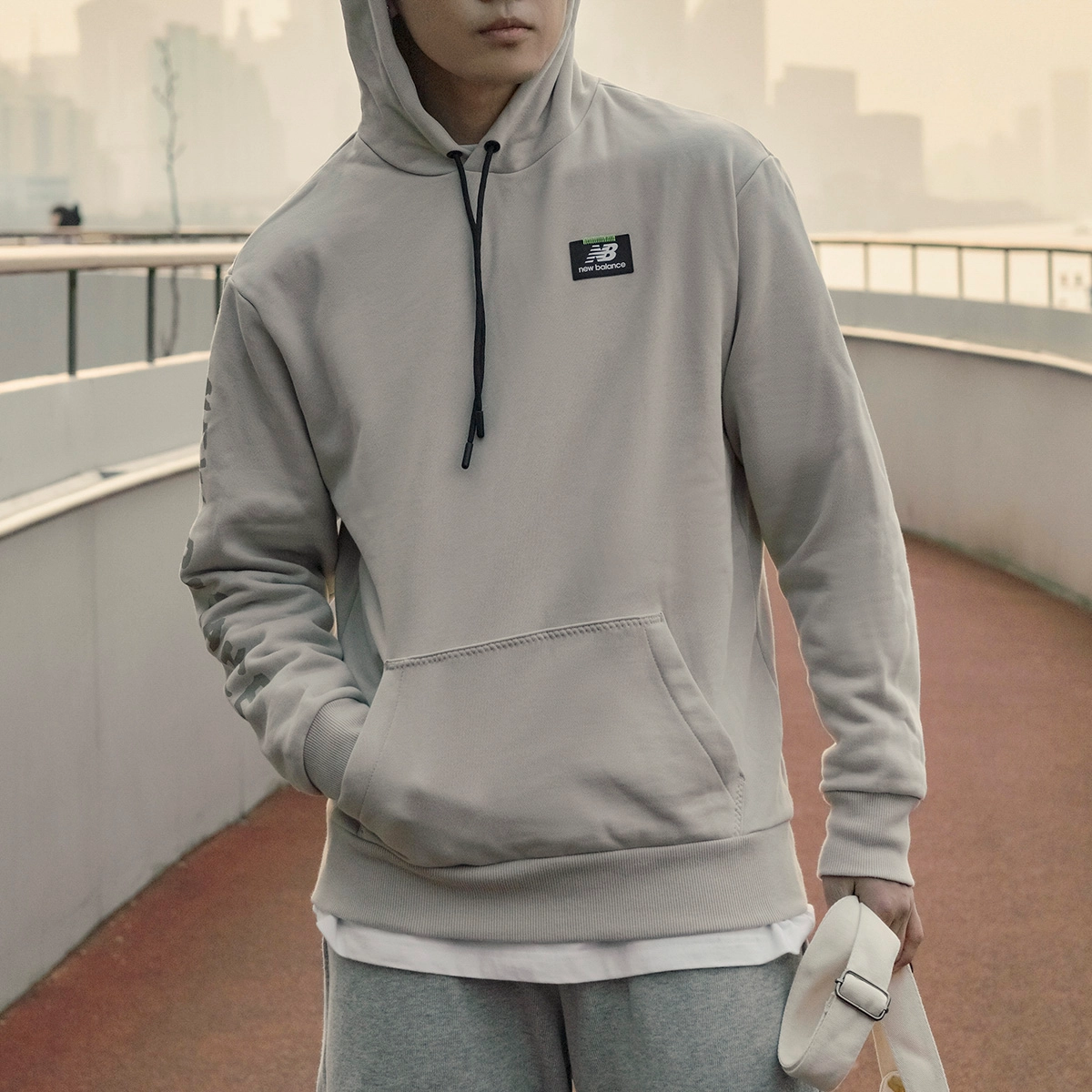 New Balance FW22 Logo