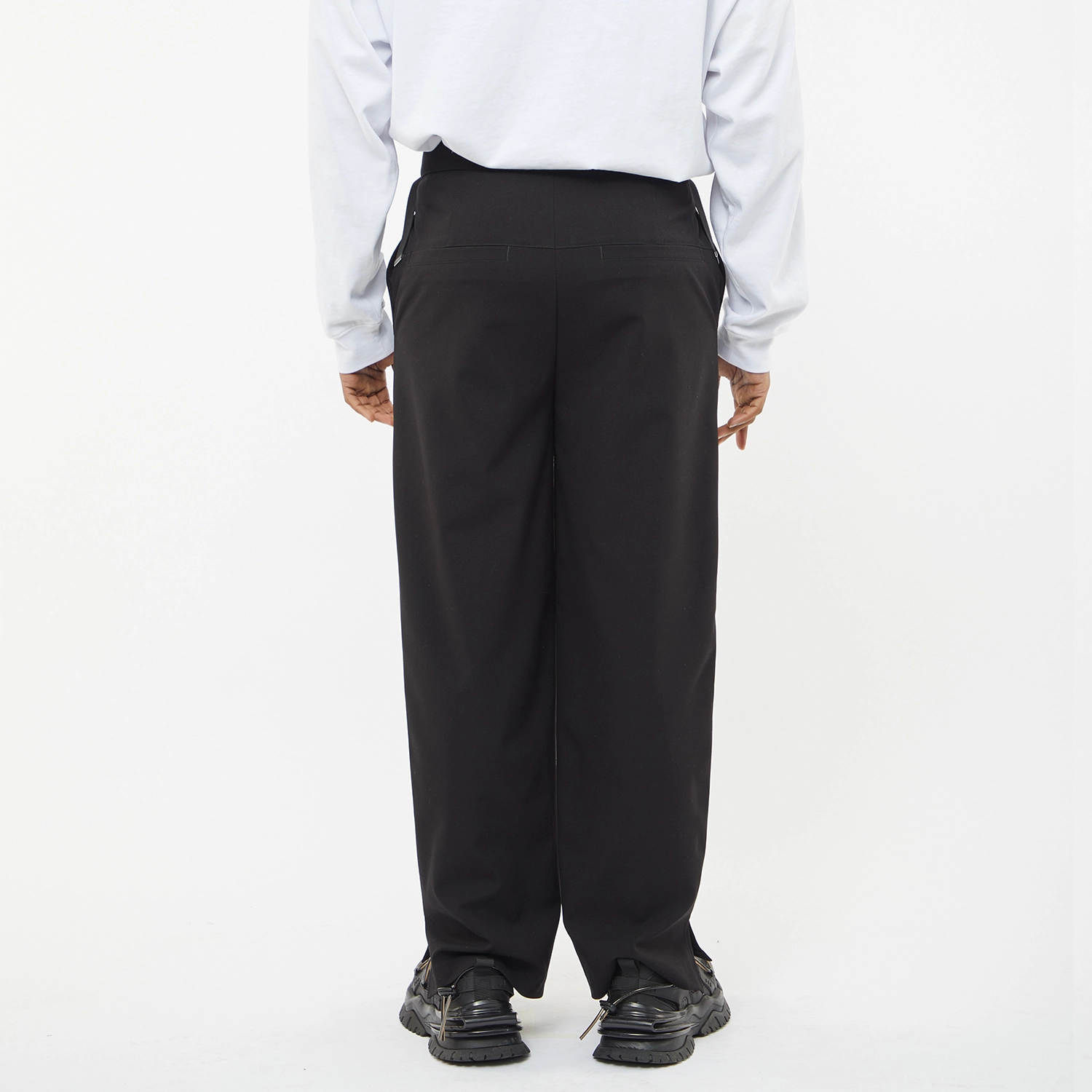 SS22