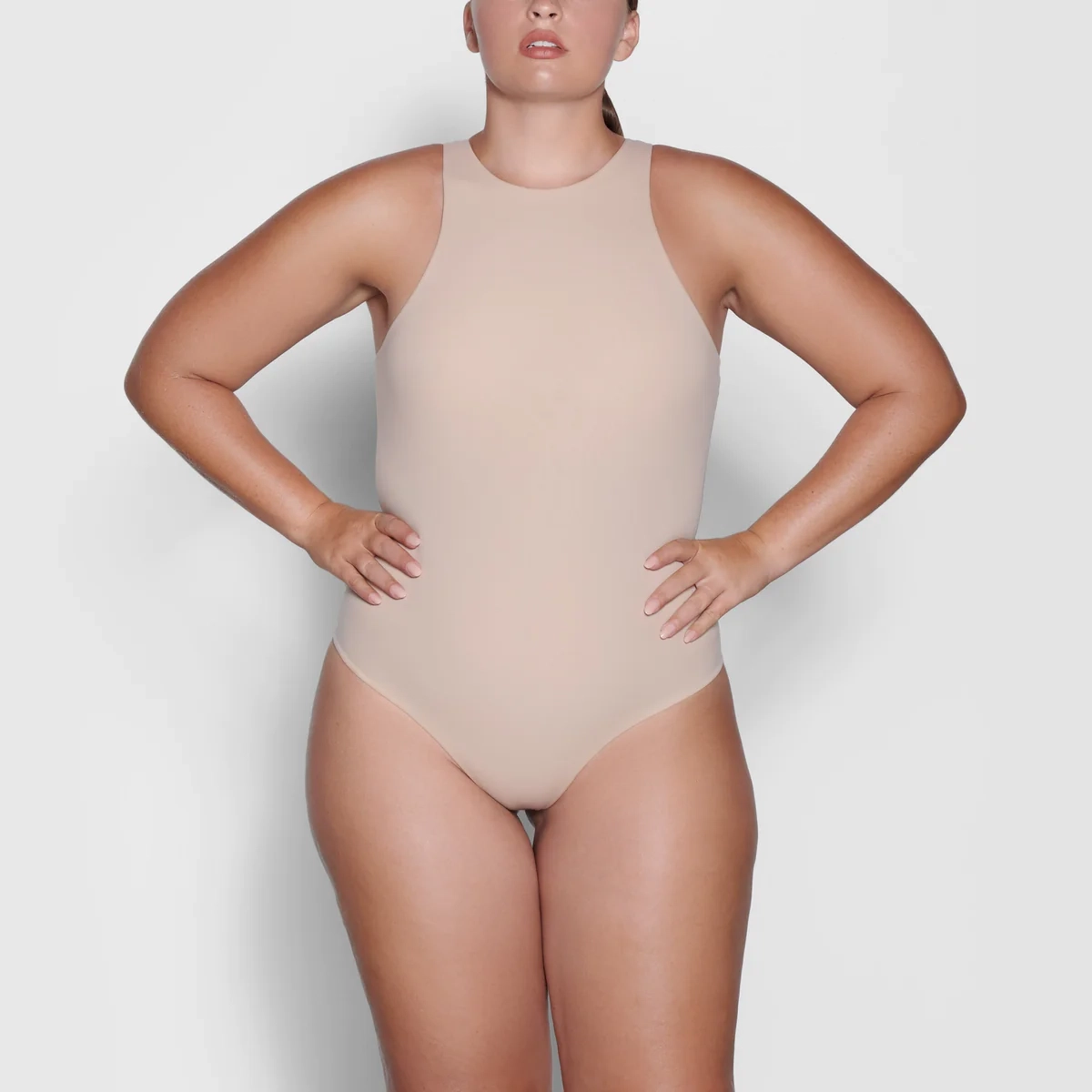 SKIMS FITS EVERYBODY HIGH NECK BODYSUIT MICA