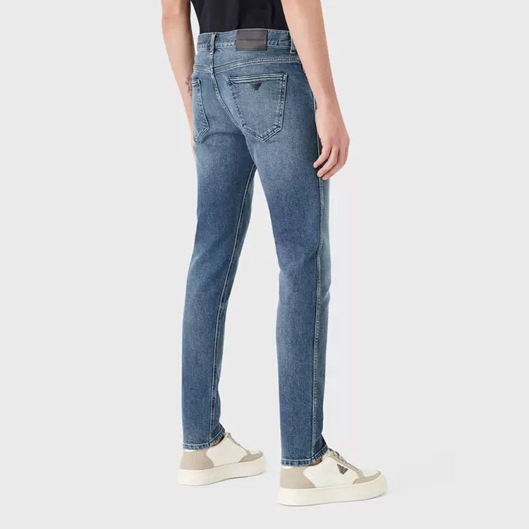 EMPORIO ARMANI FW22