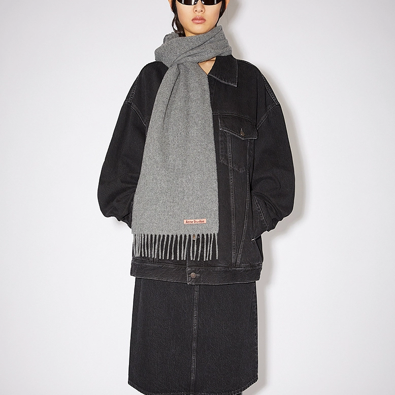 Acne Studios