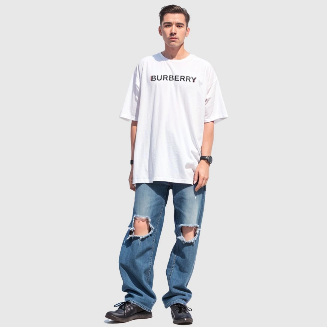 Burberry SS22 LogoT