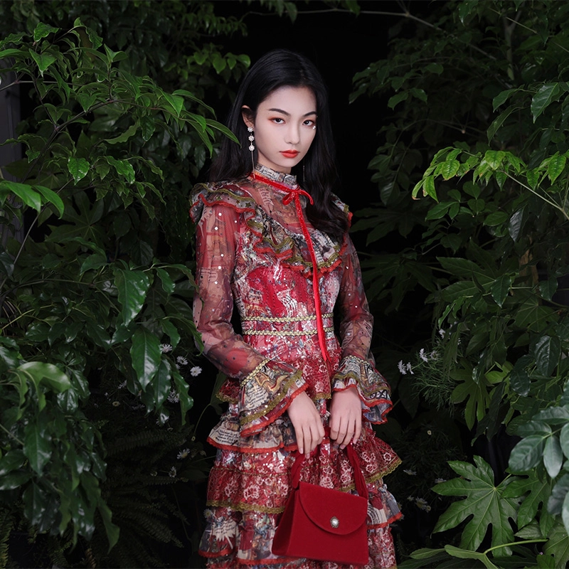 槿爷东方 凝红法式改良版长袖圆领合身长袖连衣裙 女款 红色