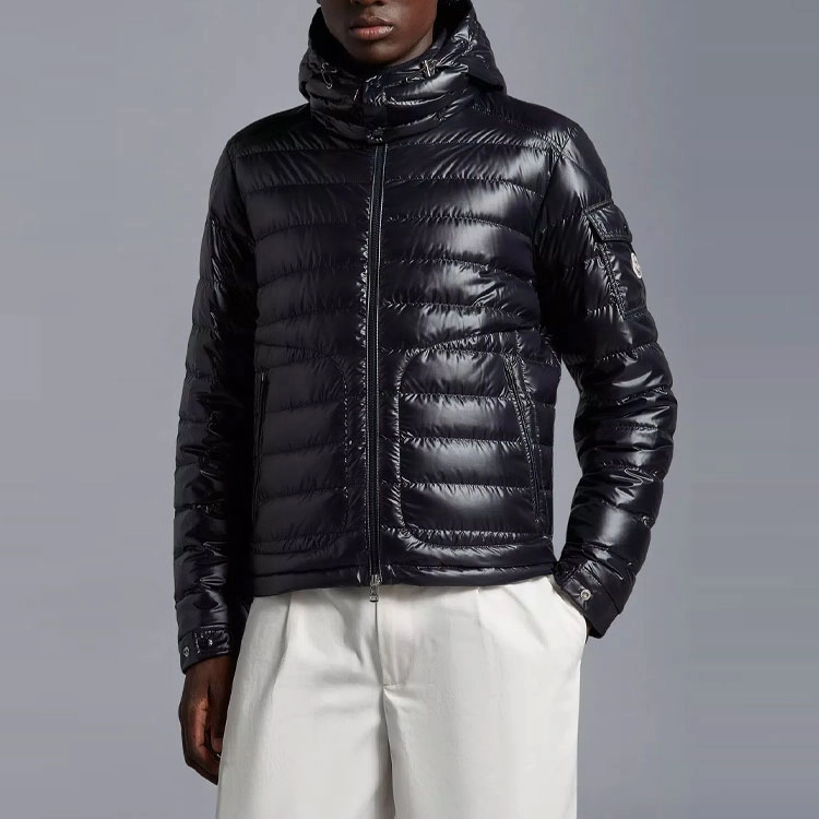 Moncler SS23 Lauros Logo