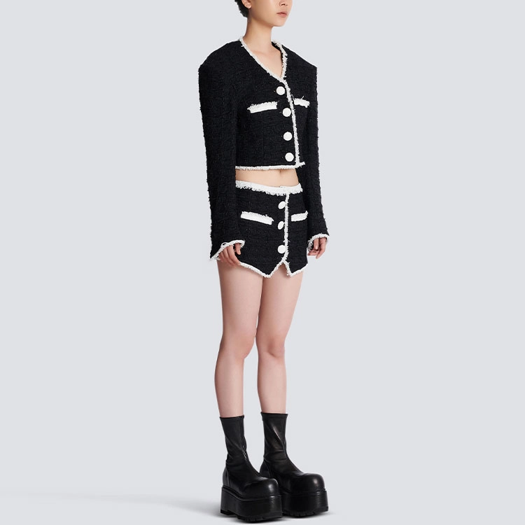BALMAIN FW22 V