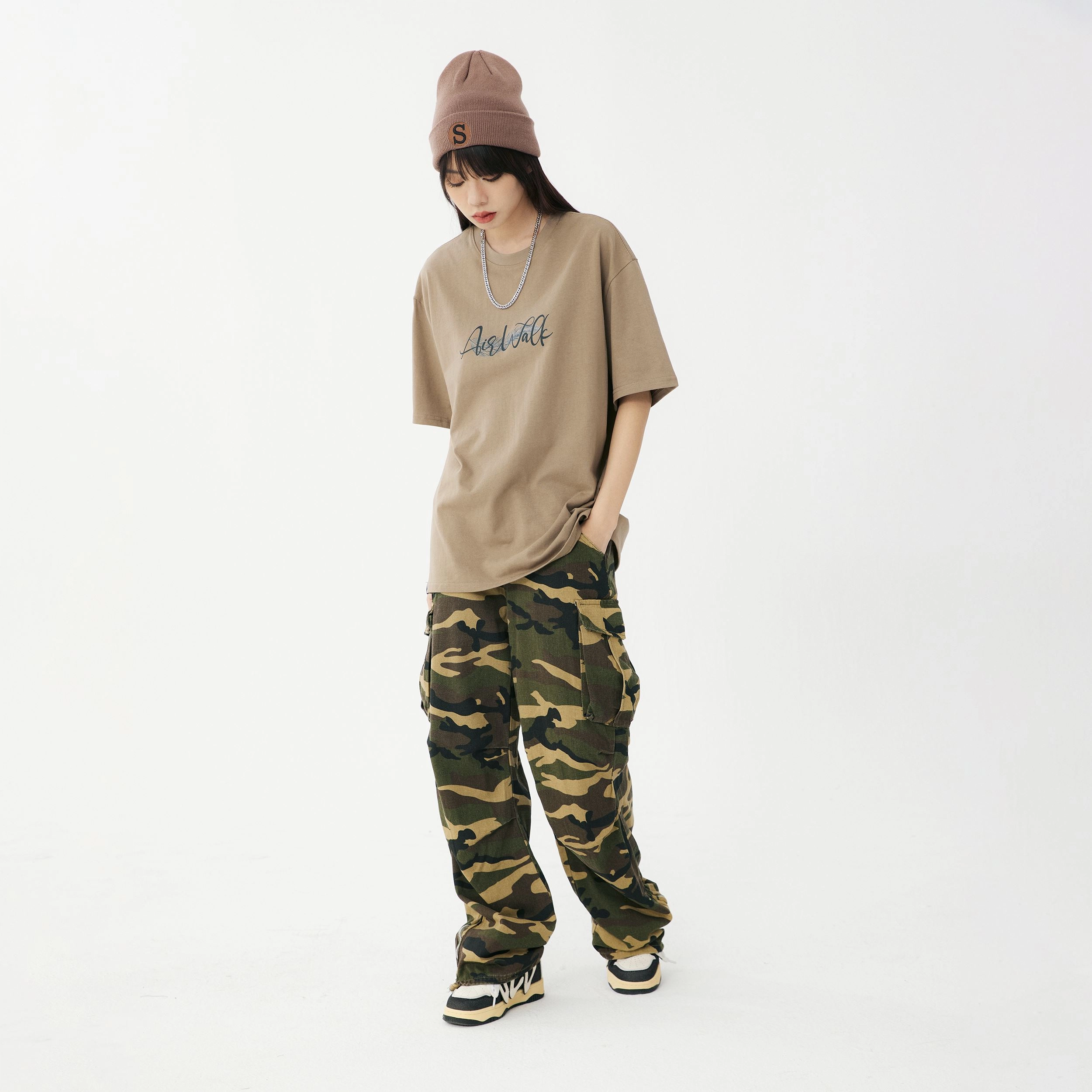 Airwalk T