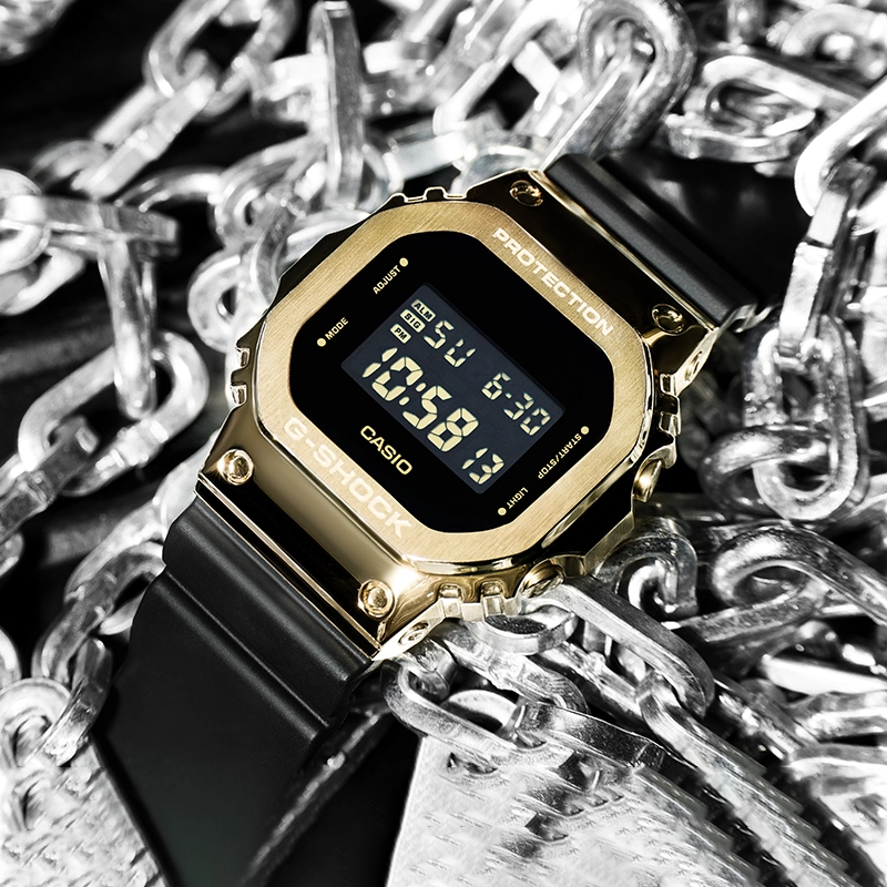 CASIO GM-5600G-9PR