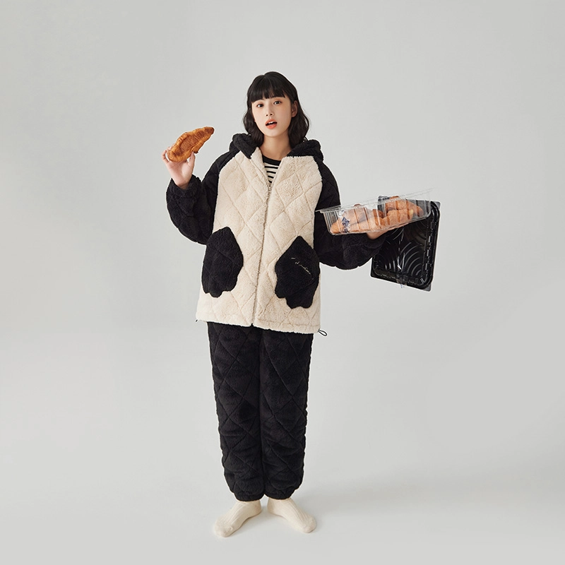 亲嘴猫卡通可爱三层夹棉睡袍女秋冬加厚珊瑚绒保暖家居服睡衣宽松