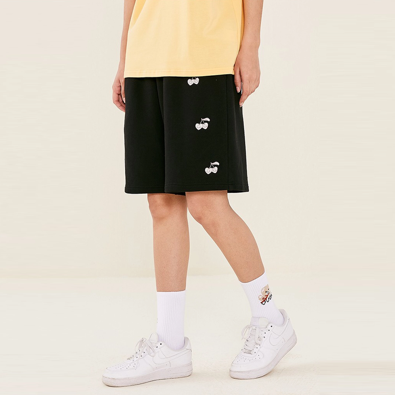 ICONS Lab x VV.OK