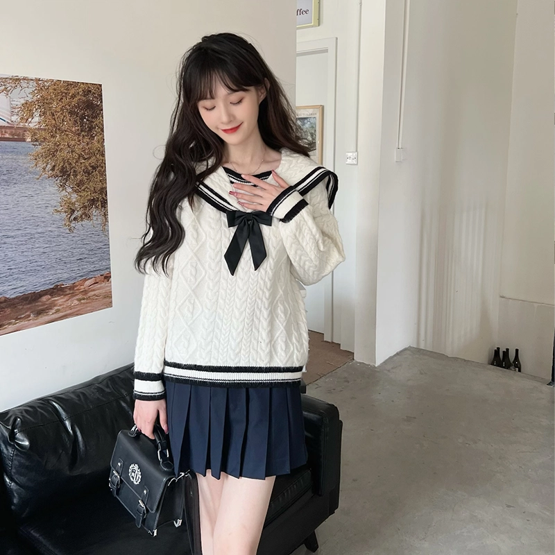 九条喵 刺绣蝴蝶结海军领套头长袖圣诞毛衣 女款 含礼盒装 白色