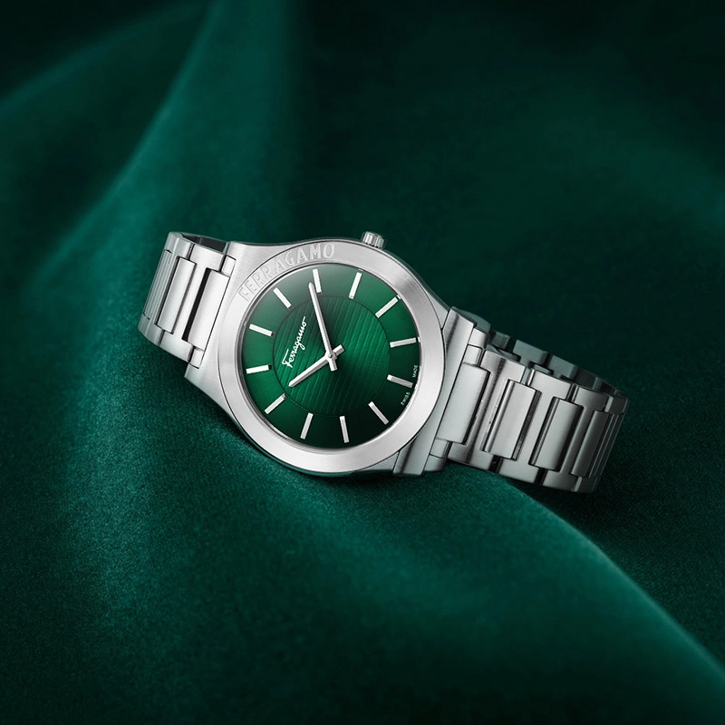 FERRAGAMO 41mm SFMP00222