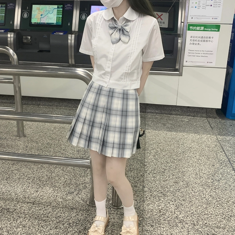东鲸岁时记 格纹百褶高腰半身裙 女款