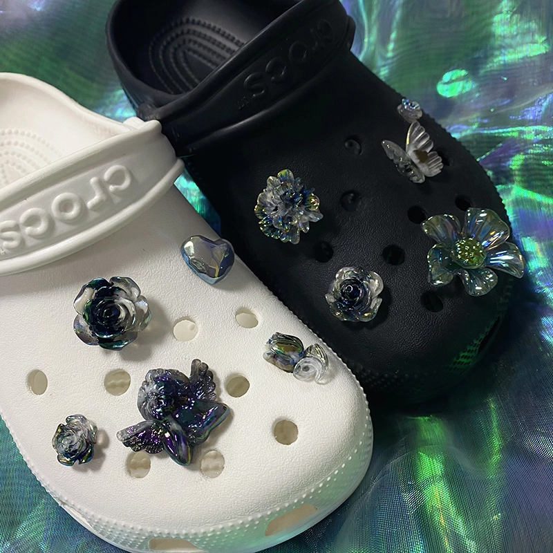 US8ACC crocs