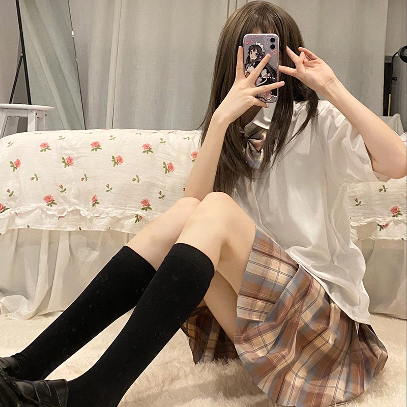 东鲸岁时记 格子制服百褶半身裙 女款
