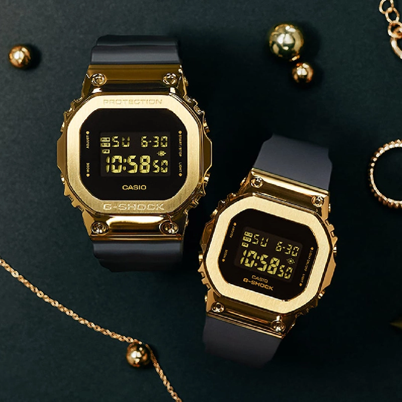 CASIO GM-5600G-9PR