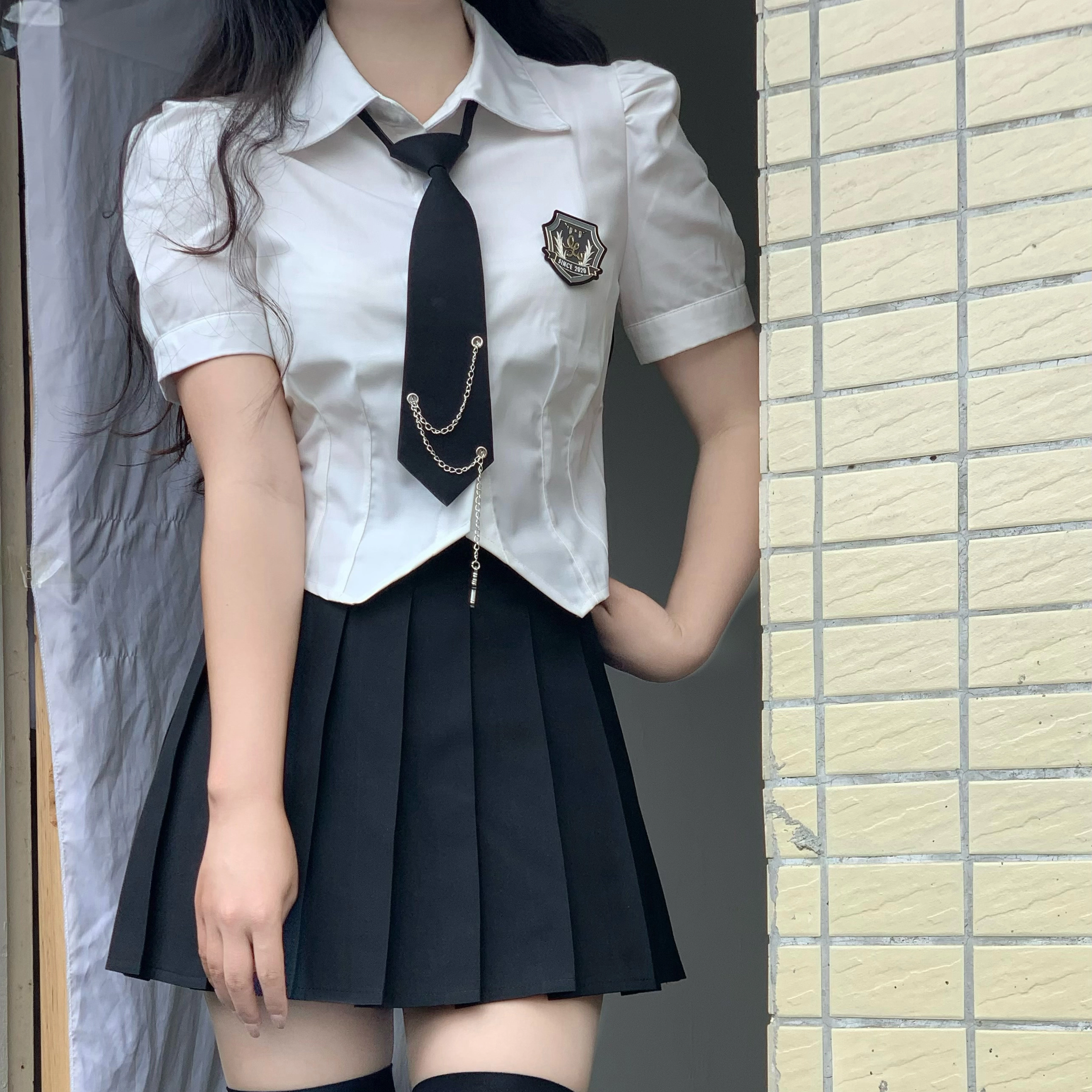 九条喵 纯色领带修身收腰短袖衬衫制服上装 女款 白色