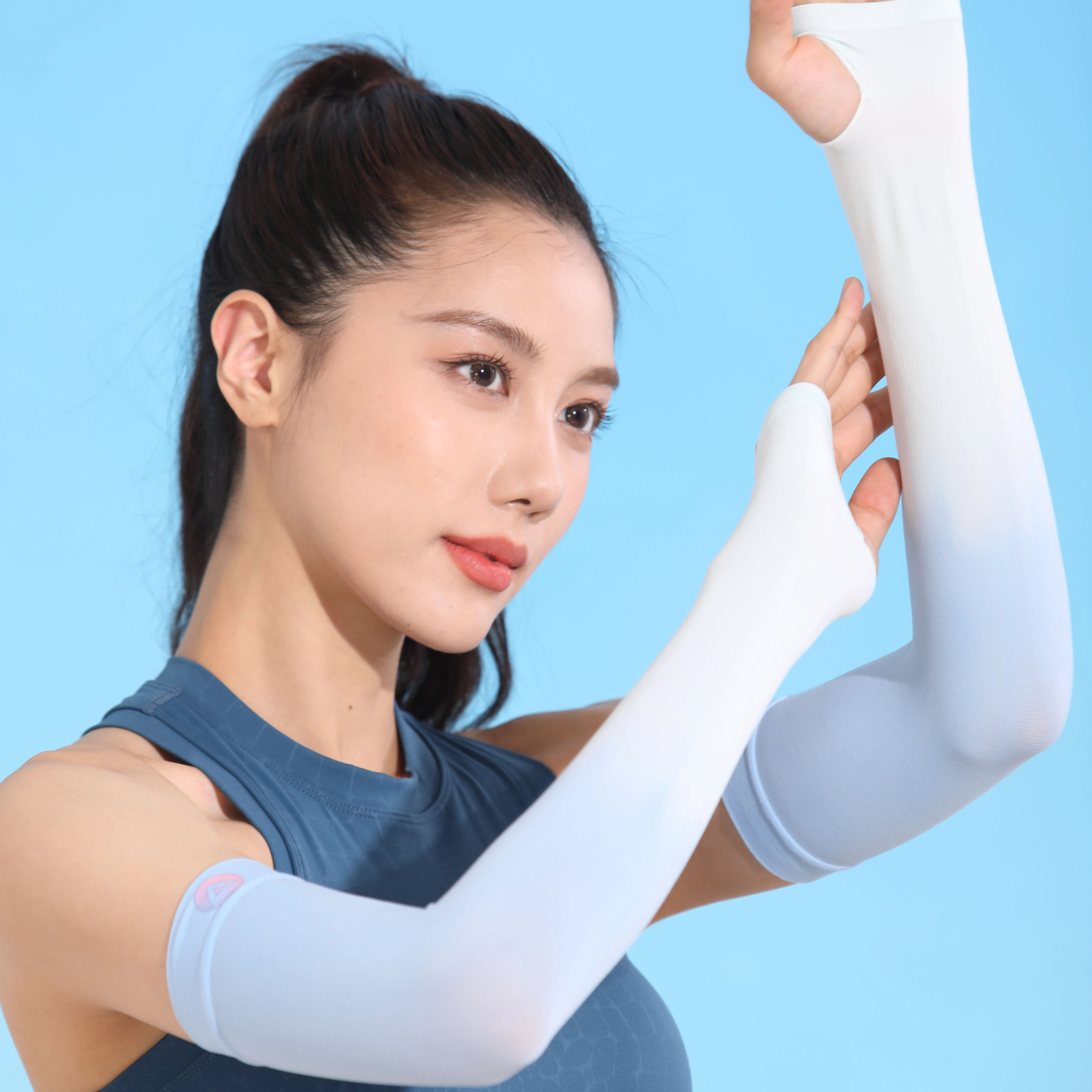 匹克 夏季防晒防紫外线冰袖 渐变色户外透气柔软小清新骑行防晒袖 三双组合装 冰丝袖套 防晒袖 男女同款情侣款 多色可选