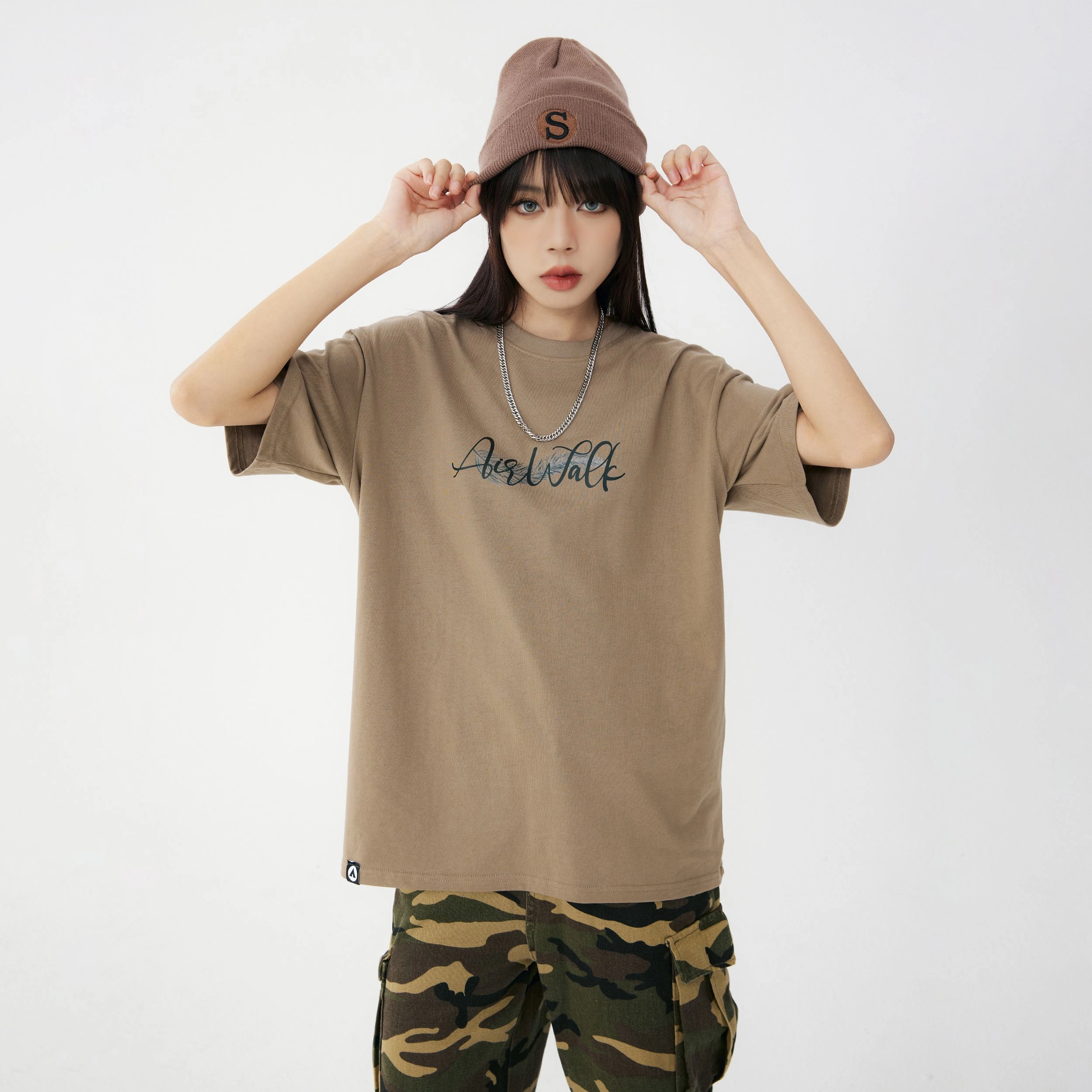 Airwalk T