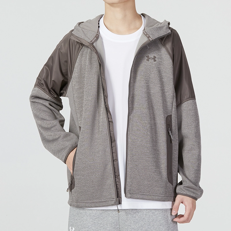 Under Armour Essential Swacket Logo