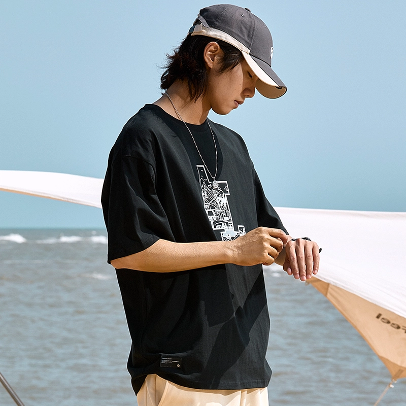AMBER LIGHT T