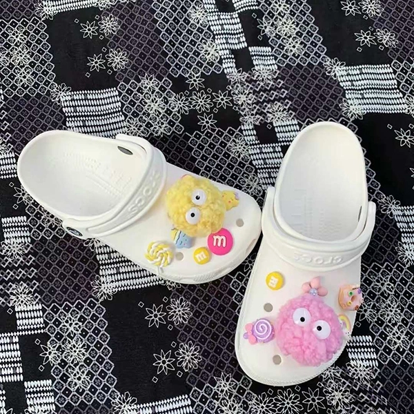 US8ACC mm crocsDIY