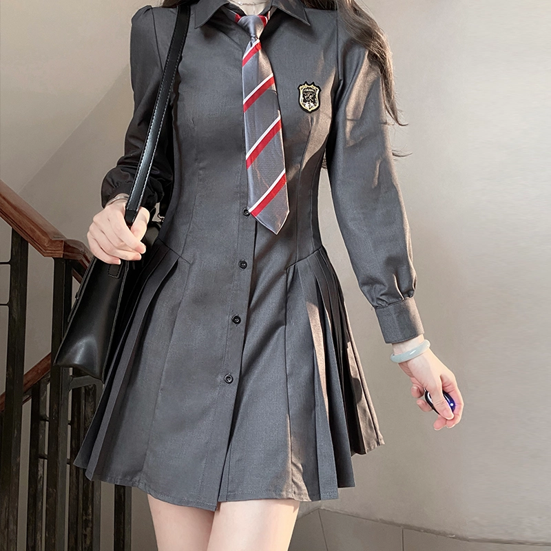 九条喵 纯色百褶翻领长袖百褶裙连衣裙 灰色