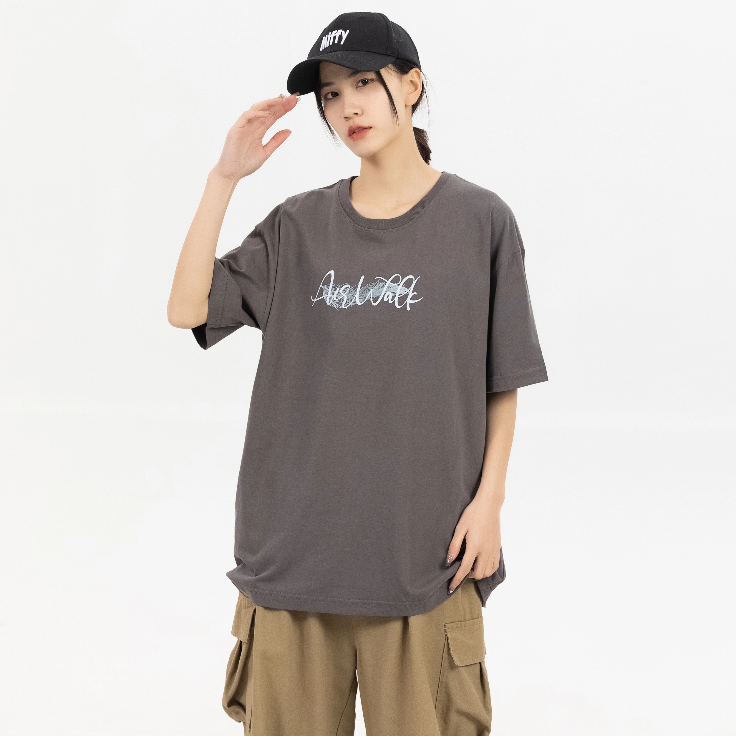Airwalk T