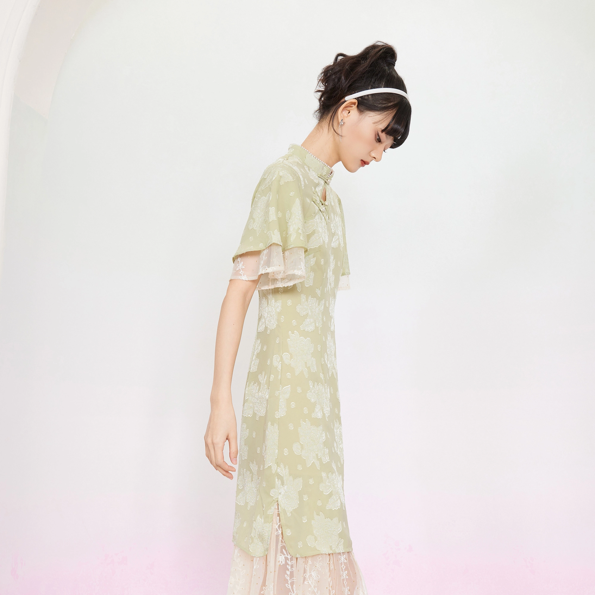 槿爷东方 假两件剪花纹样短袖旗袍 女款 桑绿色